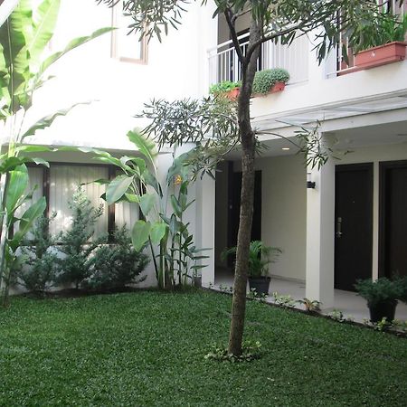 Hotel Anggrek Gandasari Bandung Exteriör bild