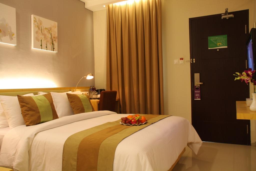 Hotel Anggrek Gandasari Bandung Exteriör bild