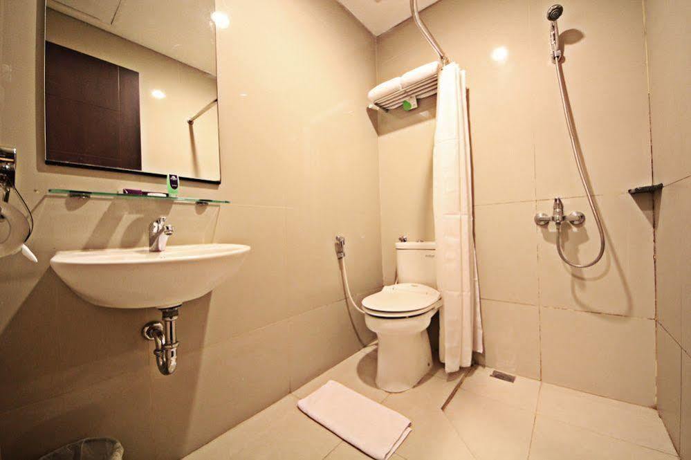 Hotel Anggrek Gandasari Bandung Exteriör bild