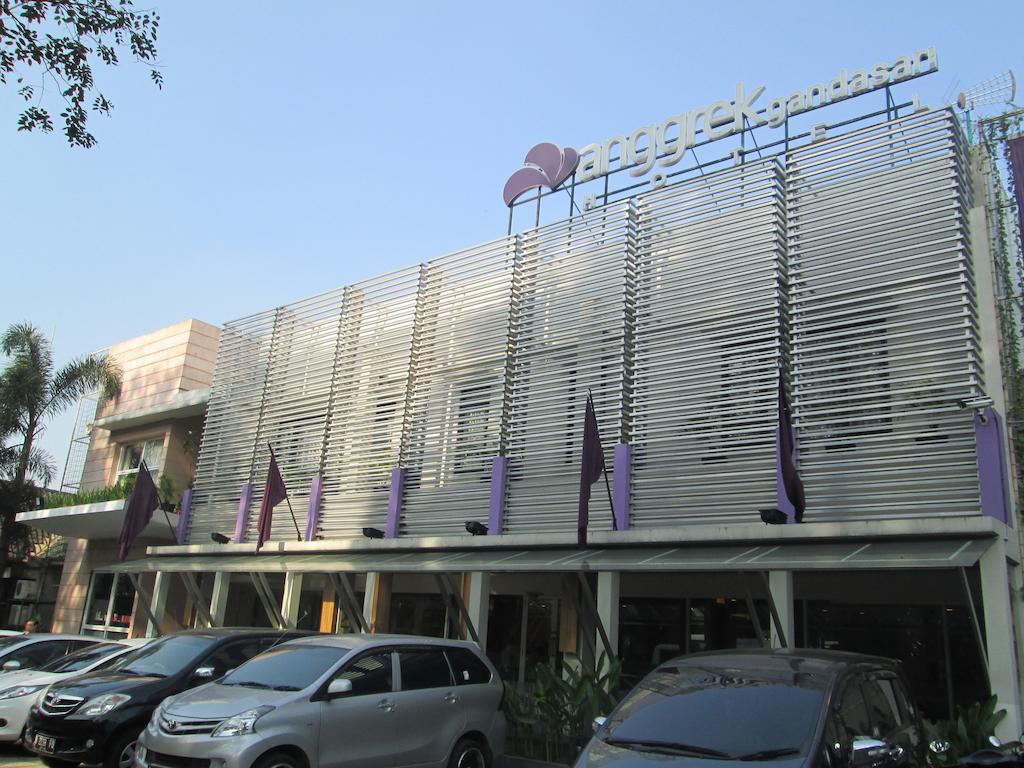 Hotel Anggrek Gandasari Bandung Exteriör bild